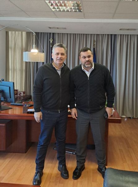 Στην Αποκεντρωμένη Διοίκηση  ο Γενικός Γραμματέας Ιθαγένειας