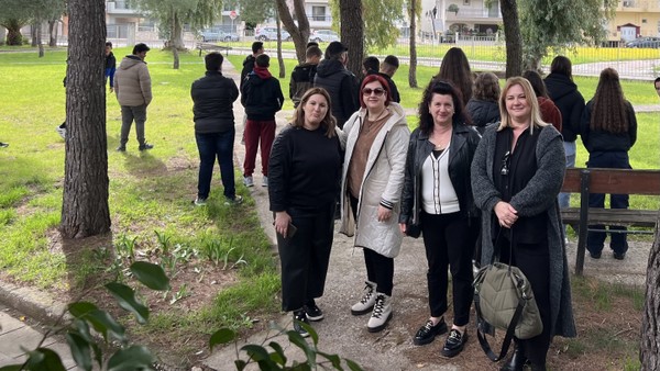 Επίσκεψη του Γυμνασίου Νεοχωρίου στο ΚΑΠΗ Ι.Π. Μεσολογγίου