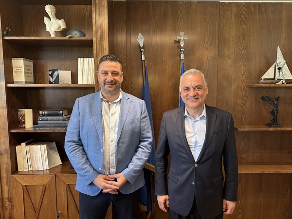 Με τον Μ. Κεφαλογιάννη συναντήθηκε ο Θ. Μαυρομάτης