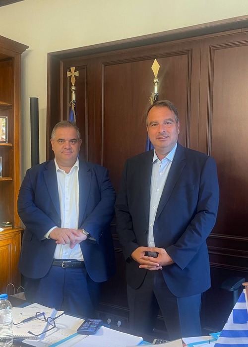 Συνάντηση Θανάση Παπαθανάση με τον Υφυπουργό Εσωτερικών κ. Βασίλη Σπανάκη – Δέσμευση για Ενίσχυση της Τοπικής Αυτοδιοίκησης