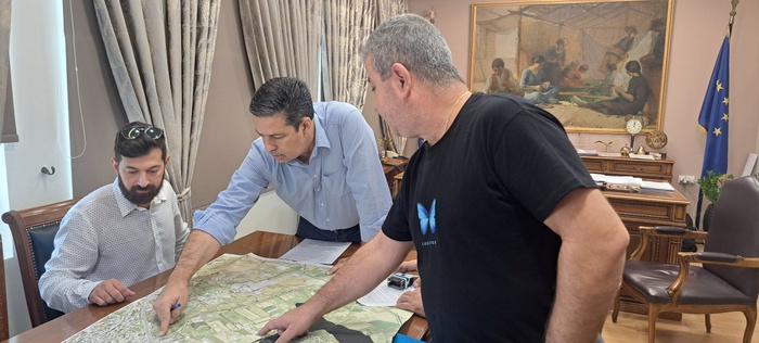 Αγρίνιο : Έπεσαν οι υπογραφές για το έργο Αγροτική Οδοποιία στην περιοχή Λαγκαδιά