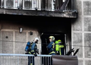 Ένας νεκρός σε φωτιά στο κέντρο της Αθήνας