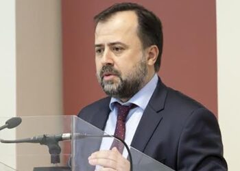 Λ. Μπλέτσας “«Γλυκόπικρη» η γεύση που άφησε η σύσκεψη με την Α. Σδούκου. Η διαπραγμάτευση συνεχίζεται”