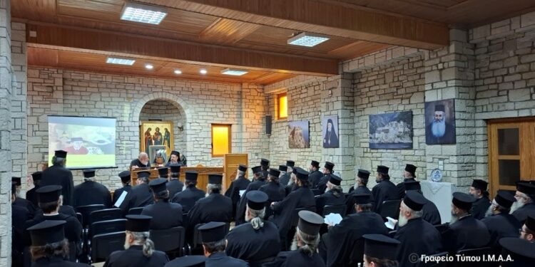 Αγρίνιο: Ιερατική Σύναξη στην Ι. Μ. Αιτωλοακαρνανίας