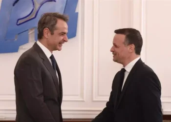 Συνάντηση Μητσοτάκη με Δούκα: «Η κυβέρνηση είναι ανοιχτή για την καλύτερη δυνατή συνεργασία»