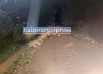 Καινούργιο: «Έσπασε» το ρέμα της “Πίνας” πλημμύρισαν χωράφια