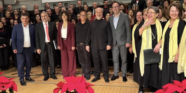 Η Δημοτική Χορωδία Ιερής Πόλης Μεσολογγίου στη 5η Χριστουγεννιάτικη Χορωδιακή Συνάντηση στη Λιβαδειά