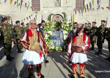 Αμφιλοχία: Με κάθε μεγαλοπρέπεια εορτάστηκε ο Πολιούχος της Αμφιλοχίας Άγιος Αθανάσιος