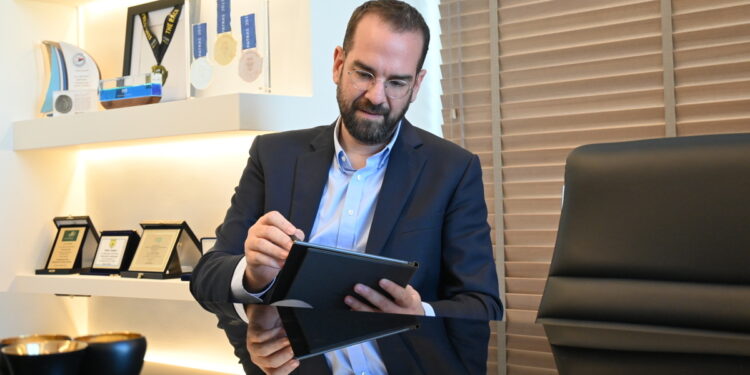 Νέος στόλος και εξοπλισμός για το ΕΚΑΒ Δυτικής Ελλάδας με χρηματοδότηση 2,2 εκ. ευρώ από το Ε.Π. «Δυτική Ελλάδα 2021-2027»