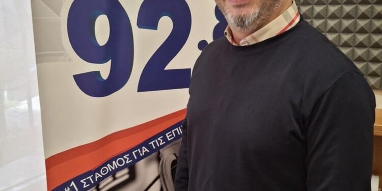 Βασίλης Καραμάνης στο «Δυτικά FM 92,8»: «Γηρασμένο» το προσωπικό του ΕΚΑΒ στο Αγρίνιο – Καθημερινή η «θυσία» των εργαζομένων