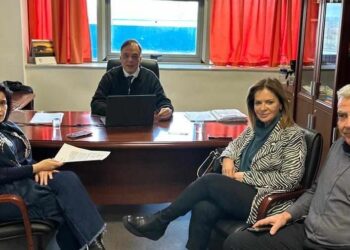 Πότε θα κάνει η Σταρακά το τραπέζι στον Άδωνι;