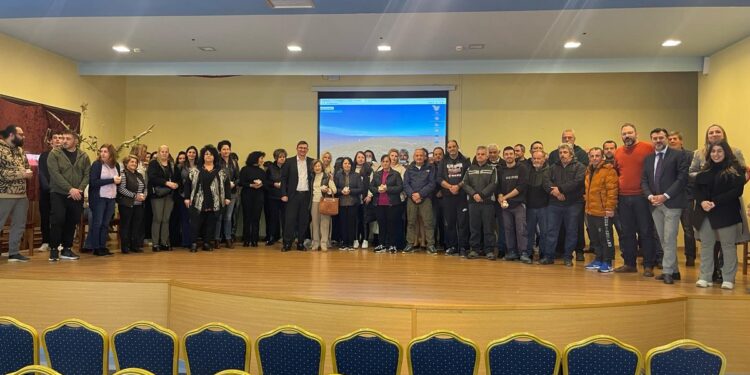 Έκοψαν την πρωτοχρονιάτικη πίτα τους οι εργαζόμενοι στον Δήμο Ξηρομέρου.