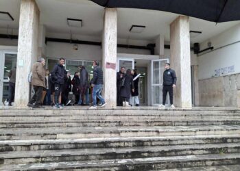 Αγρίνιο: στο αυτόφωρο οι 6 της αντιπολίτευσης του δήμου Θέρμου