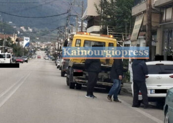 Αγρίνιο: Τροχαίο στο Καινούργιο με καραμπόλα τριών οχημάτων