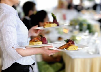 Αίτημα αναβολής της υποχρεωτικής εφαρμογής της Ψηφιακής Κάρτας Εργασίας στην εστίαση και τον τουρισμό