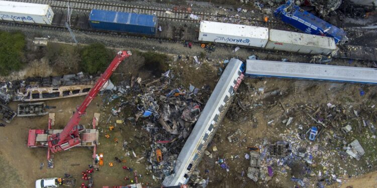 Αγρίνιο: στην κινητοποίηση για τα Τέμπη και το Σωματείο Επισκευαστών Αυτοκινήτων & Μηχανημάτων Ν.Αιτ/νίας