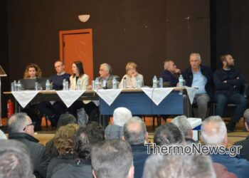 Θέρμο: Διεκόπη μέσα σε ένταση η συζήτηση για την Αντλησιοταμίευση και το έργο ΤΡΙΧΩΝΙΔΑ 1
