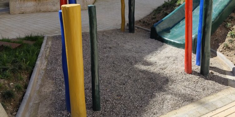 Παραδόθηκε η μικρή πλατεία παραπλεύρως της πλατείας Δημοκρατίας