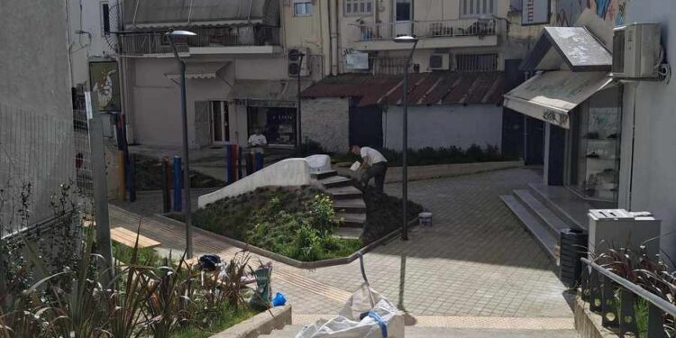 Αγρίνιο: Αναβαθμισμένη την επόμενη εβδομάδα παραδίδεται η “μικρή πλατεία” foto