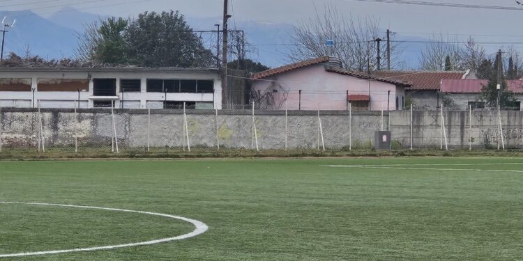 Κ. Καρράς για την επίθεση από ΡΟΜΑ στο ΔΑΚ: πρέπει να φοράμε κράνος στις προπονήσεις και στα παιχνίδια;