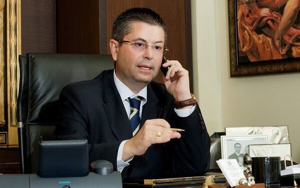 Ο Παύλος Σαράκης στο «Δυτικά FM»: «Παράνομη η κατακράτηση του βουλευτή στην Εθνική Πινακοθήκη»