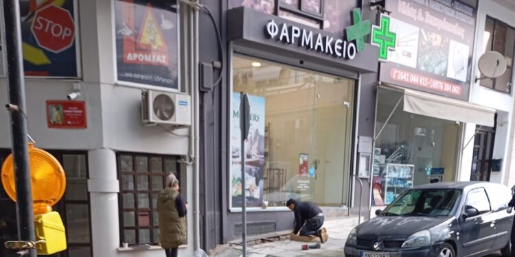 Αγρίνιο: συνεχίζεται η τοποθέτηση νέων υδρομέτρων. “Δεν υπάρχει υπάλληλος της ΔΕΥΑ που να εργάζεται για τον εργολάβο” λέει ο Θ. Γρίβας