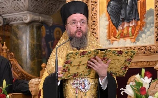 Μητροπολίτης Δαμασκηνός: Μήνυμα Μεγάλης Παρασκευής “Η τόλμη της αγάπης απέναντι στην παραφροσύνη της βίας”