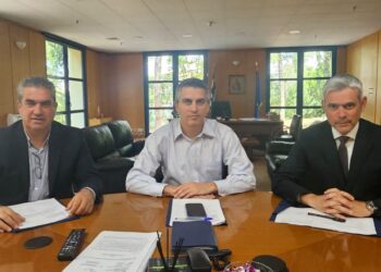 Συνάντηση Καραγκούνη με τον υπ. Υποδομών για θέματα Αιτωλ/νιας