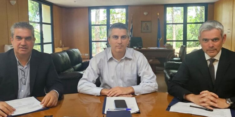 Συνάντηση Καραγκούνη με τον υπ. Υποδομών για θέματα Αιτωλ/νιας