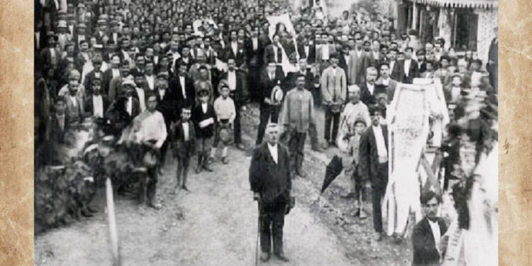 ΚΝΕ Ιστορικός περίπατος-“Η ιστορία του καπνεργατικού κινήματος στη πόλη του Αγρινίου”