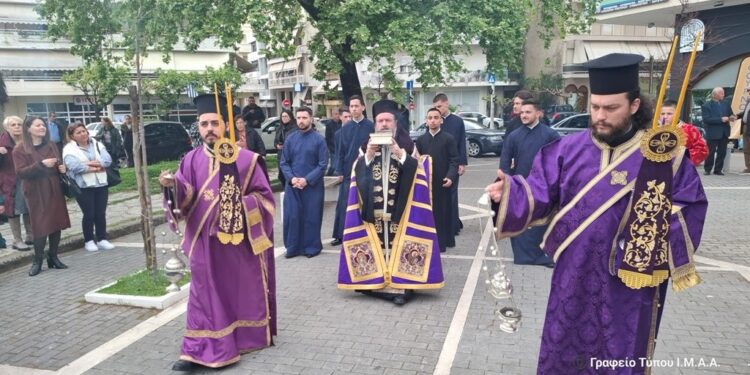 Υποδοχή των «Αχράντων Παθών» στην Ι. Μ. Αιτωλοακαρνανίας