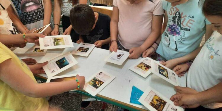 Θέρμο: Δωρεές βιβλίων στα σχολεία του Θέρμου