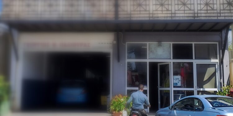 ΙΝΚΑ Γ. Λεχουρίτης : ο δήμαρχος Μεσολογγίου δεν απομακρύνει παράνομη κεραία κινητής τηλεφωνίας απέναντι από το νοσοκομείο Μεσολογγίου. Απειλές σε υπάλληλο της Υπηρεσίας Δόμησης