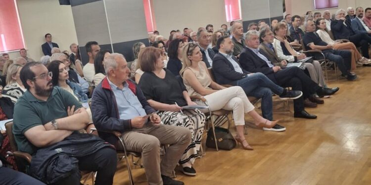 Αγρίνιο: σε εξέλιξη η ημερίδα για την Τριχωνίδα. Παρακολουθήστε ζωντανά την ημερίδα
