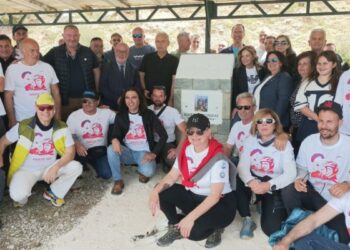 Σε κλίμα συγκίνησης η τελετή ονοματοδοσίας τις πίστας απογείωσης Αλεξιπτώτων Πλαγιάς στον Εμπεσό Βάλτου στην μνήμη του Ιωακείμ Σκόνδρα (φωτο – βίντεο)