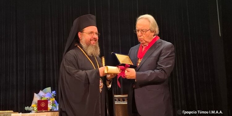 Τιμητική Εκδήλωση Βραβεύσεως του Καθηγητού κ. Γεωργίου Μπαμπινιώτη Β’ Χριστοφόρεια 2025