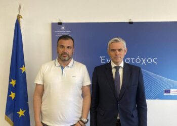 Συνάντηση αντιπροέδρου της Ένωσης Αστυνομικών Υπαλλήλων Ακαρνανίας Δ. Ραυτογιάννη  με τον υφ. Κώστα Καραγκούνη