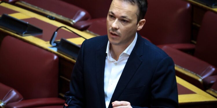 Μίλτος Ζαμπάρας: Πάνω από μισό εκατομμύριο συνταξιούχοι εκτός του επιδόματος που εξάγγειλε ο Πρωθυπουργός