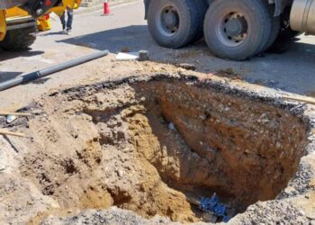 ΔΕΥΑ Αγρινίου : εντοπίστηκαν οι βλάβες που άφησαν 4 μέρες χωρίς νερό την Ι. Σταΐκου και 14ης Σεπτεμβρίου. Δείτε FOTO