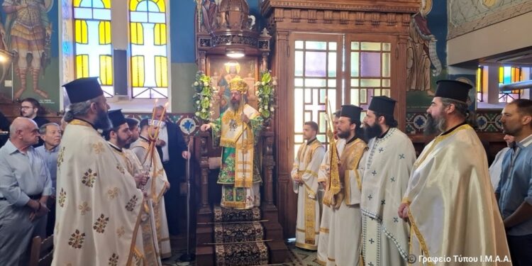 Η Σύναξη των Αγίων Αποστόλων στο Αγγελόκαστρο Αιτωλοακαρνανίας