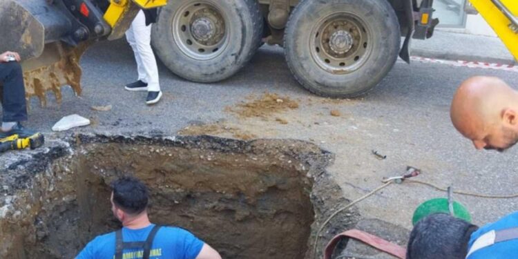 ΔΕΥΑ Αγρινίου: δεν εντοπίστηκε η βλάβη στην Ι. Σταίκου. 4η μέρα χωρίς νερό η περιοχή. Τι λέει ο πρόεδρος της ΔΕΥΑ. ΔΕΙΤΕ foto