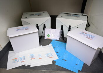 Τέλος οι ουρές στα φαρμακεία ΕΟΠΥΥ – Πώς πήγε η πρώτη μέρα αποστολής φαρμάκων κατ’ οίκον