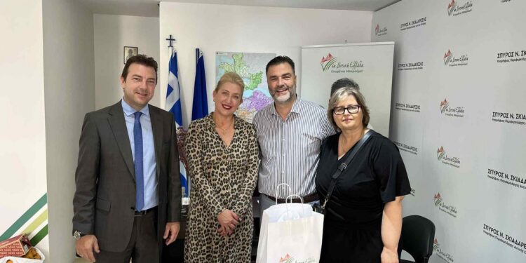 Σπ. Σκιαδαρέσης: είδη παιδικής ένδυσης και εξοπλισμού στην αντιδημαρχία Κοινωνικής Πολιτικής του Δήμου Ναυπακτίας