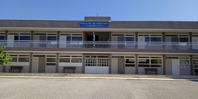 Θανάσης Παπαθανάσης: “Αναβαθμίζουμε τα σχολεία της Αιτωλοακαρνανίας – Επενδύουμε στο μέλλον της νέας γενιάς!”