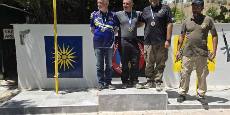 Επιτυχία στην Κοζάνη, από τρείς αθλητές του σκοπευτικού ομίλου Αιτωλοακαρνανίας, γύρισαν όλοι τους με μετάλλια