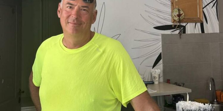 Αγρίνιο: Αυστριακός ποδηλάτης επισκέφθηκε το Αγρίνιο και ενθουσιάστηκε