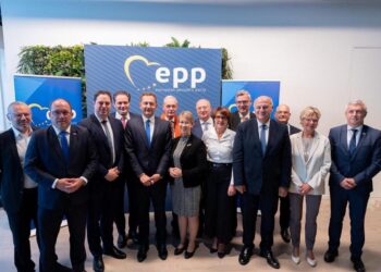 Λιγότερη γραφειοκρατία και μεγαλύτερη ευελιξία πρότεινε ο Κώστας Τσιάρας στην εφαρμογή της Κοινής Αγροτικής Πολιτικής, στο Συμβούλιο Υπουργών Γεωργίας & Αλιείας στις Βρυξέλλες