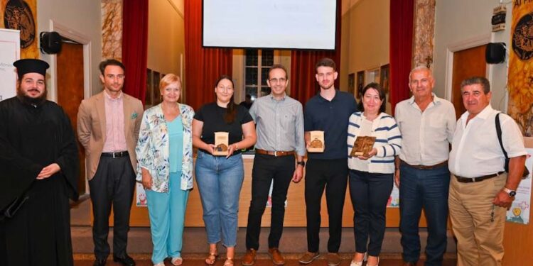 Μεγάλη επιτυχία και συγκίνηση στην εκδήλωση ενημέρωσης για τη δωρεά μυελού των οστών στο Αγρίνιο