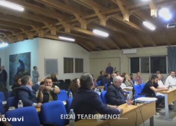 Βασίλης Μπαρμπετάκης για επίθεση Καραπάνου: χαρακτηρισμοί σε επίπεδο Τρούμπας. Θα κινηθώ νομικά.