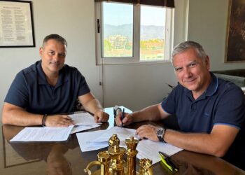  Υπογράφηκε η σύμβαση για την κατασκευή των κερκίδων στο γήπεδο Μεσολογγίου